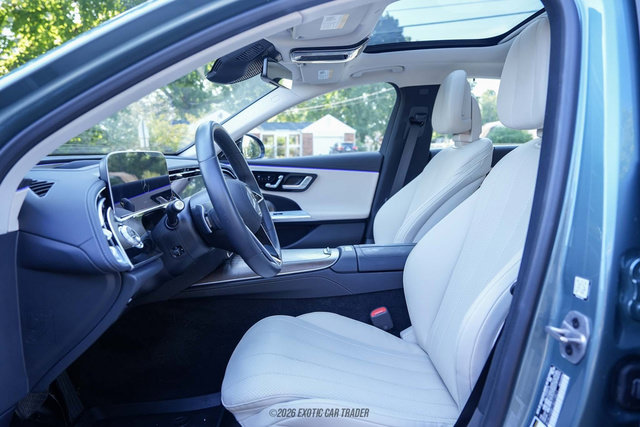 Used 2026 Mercedes-Benz E 450 4MATIC Sedan image 38