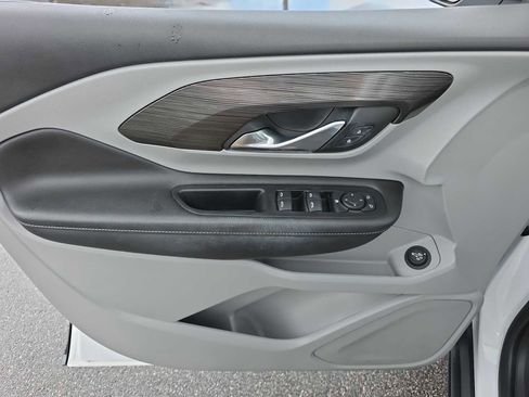 Used 2023 GMC Terrain SLE w/ Driver Convenience Package image 20