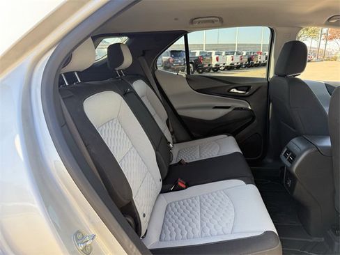 Certified 2021 Chevrolet Equinox LS w/ LS Convenience Package image 30