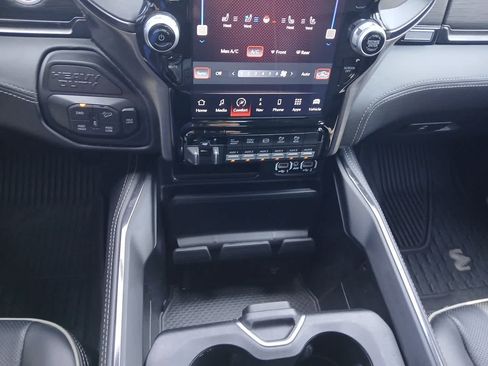 Used 2024 RAM 2500 Rebel w/ Level 2 Equipment Group AWD/4WD image 37