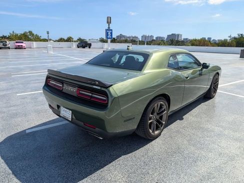 Used 2022 Dodge Challenger R/T Scat Pack w/ Dynamics Package image 12