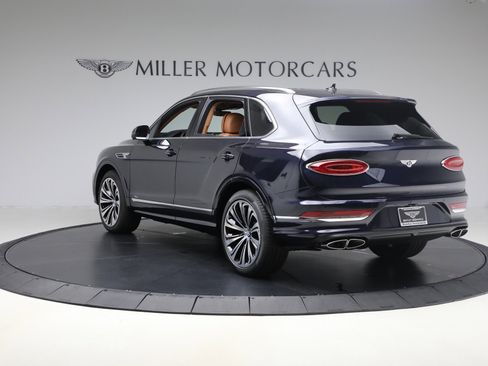 New 2025 Bentley Bentayga image 3