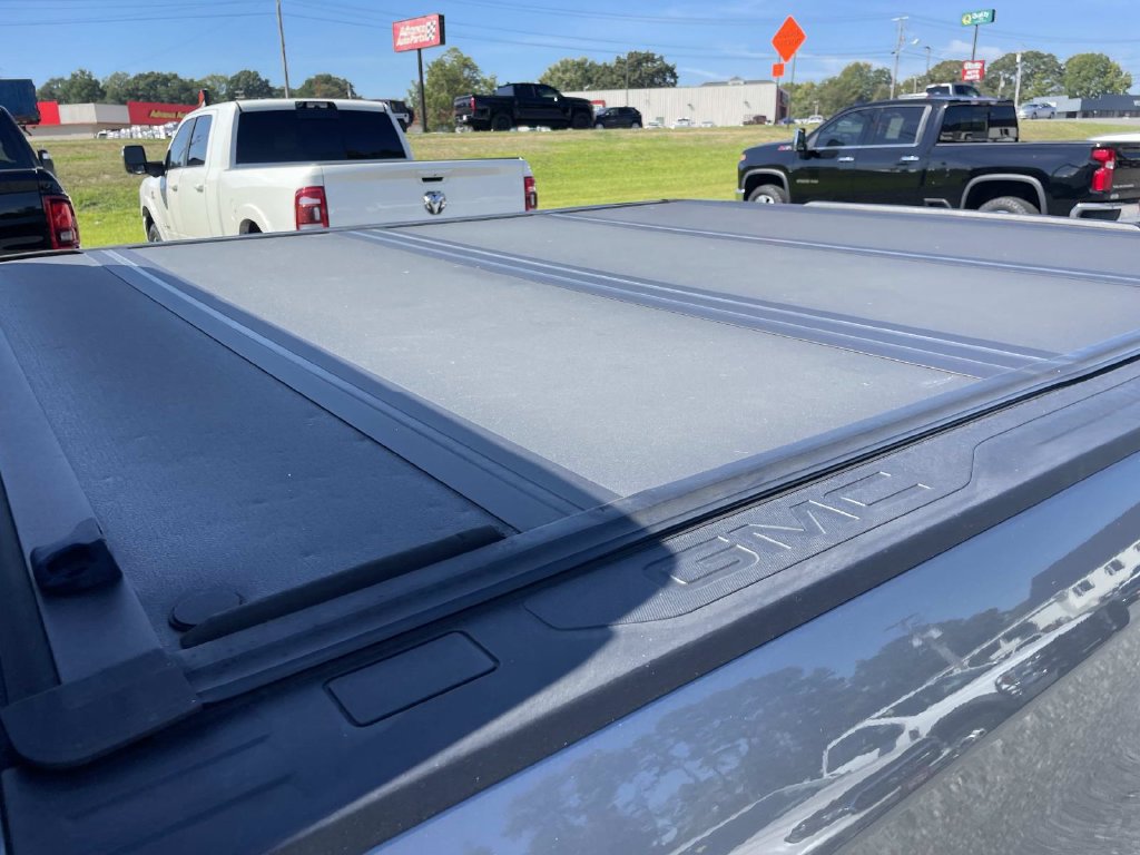 Used 2020 GMC Sierra 1500 AT4 w/ AT4 Premium Package AWD/4WD image 15