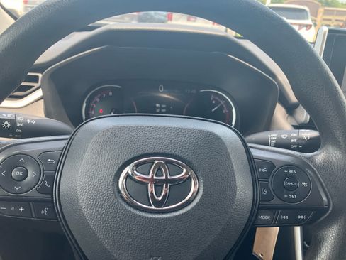 Certified 2023 Toyota RAV4 LE AWD/4WD image 16