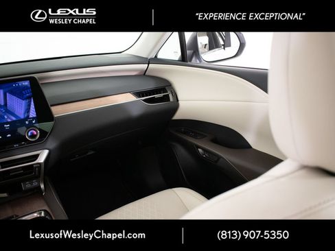 Used 2024 Lexus RX 350 Premium Plus w/ Convenience Package FWD image 17