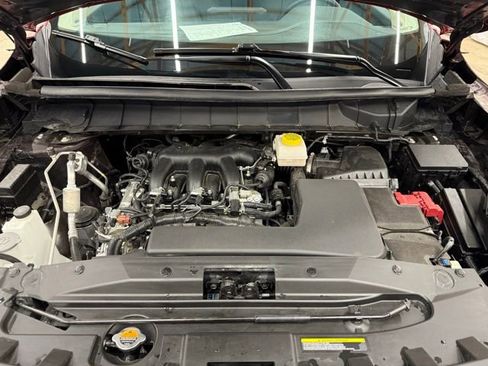 Used 2025 Nissan Pathfinder SL w/ SL Premium Package image 29