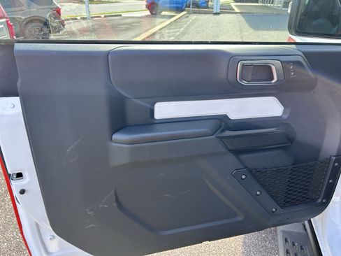 Used 2025 Ford Bronco Stroppe Edition AWD/4WD image 9