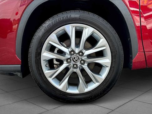 Used 2022 Toyota Highlander Limited image 10