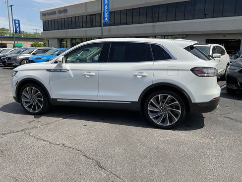 Used 2023 Lincoln Nautilus Reserve w/ Equipment Group 202A AWD/4WD image 5