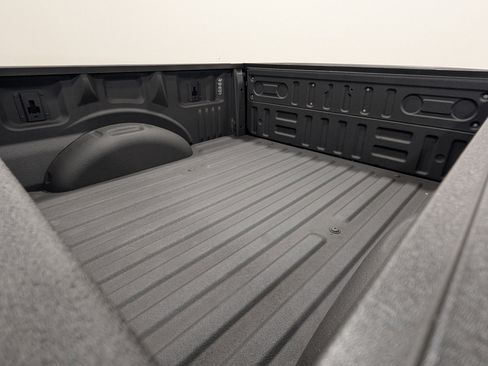 Used 2020 Ford F150 Lariat w/ Equipment Group 502A Luxury image 13