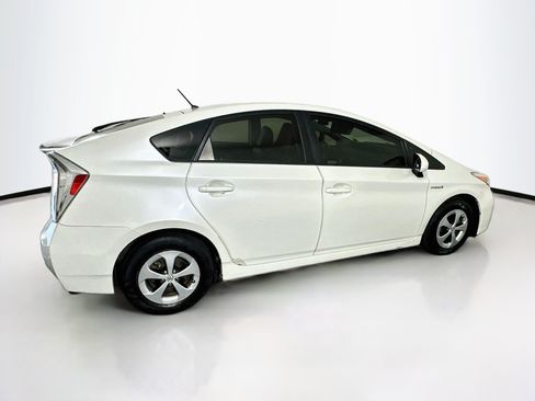 Used 2015 Toyota Prius Two FWD image 10