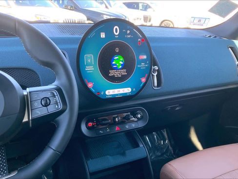 Used 2025 MINI Cooper Countryman S w/ Comfort Package Max image 7