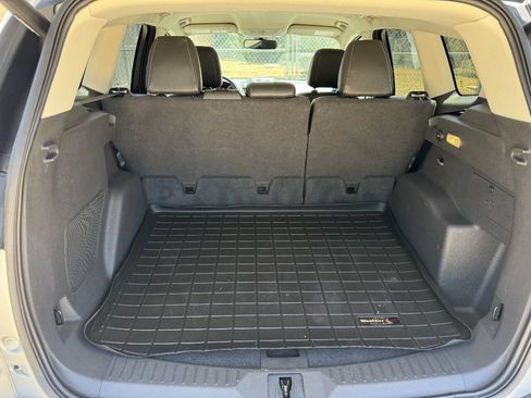 Used 2015 Ford Escape Titanium FWD image 39