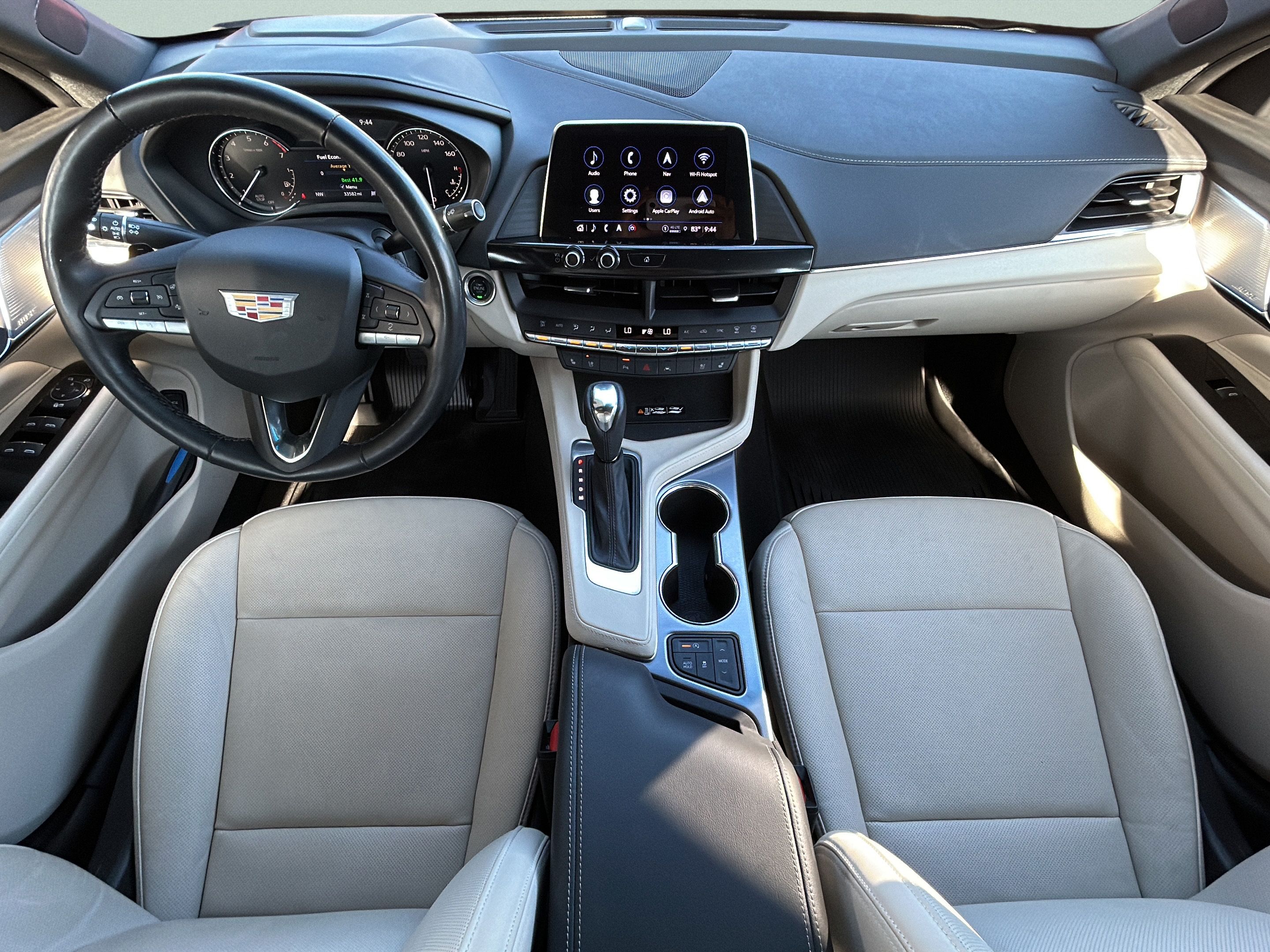 Used 2025 Cadillac CT4 Premium Luxury RWD image 11