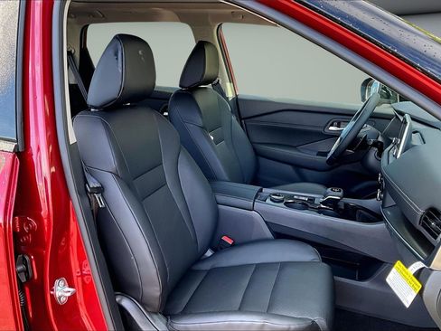 New 2026 Nissan Rogue SV image 11