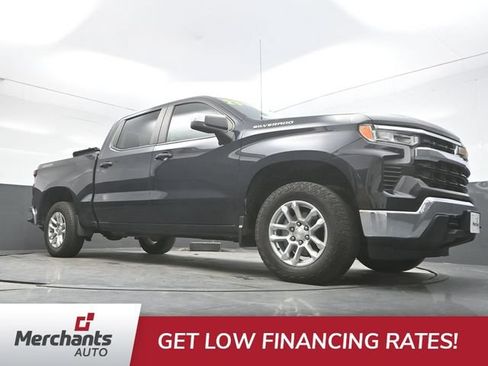 Used 2023 Chevrolet Silverado 1500 LT AWD/4WD image 34