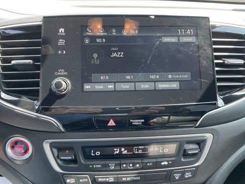 Certified 2023 Honda Passport TrailSport image 21