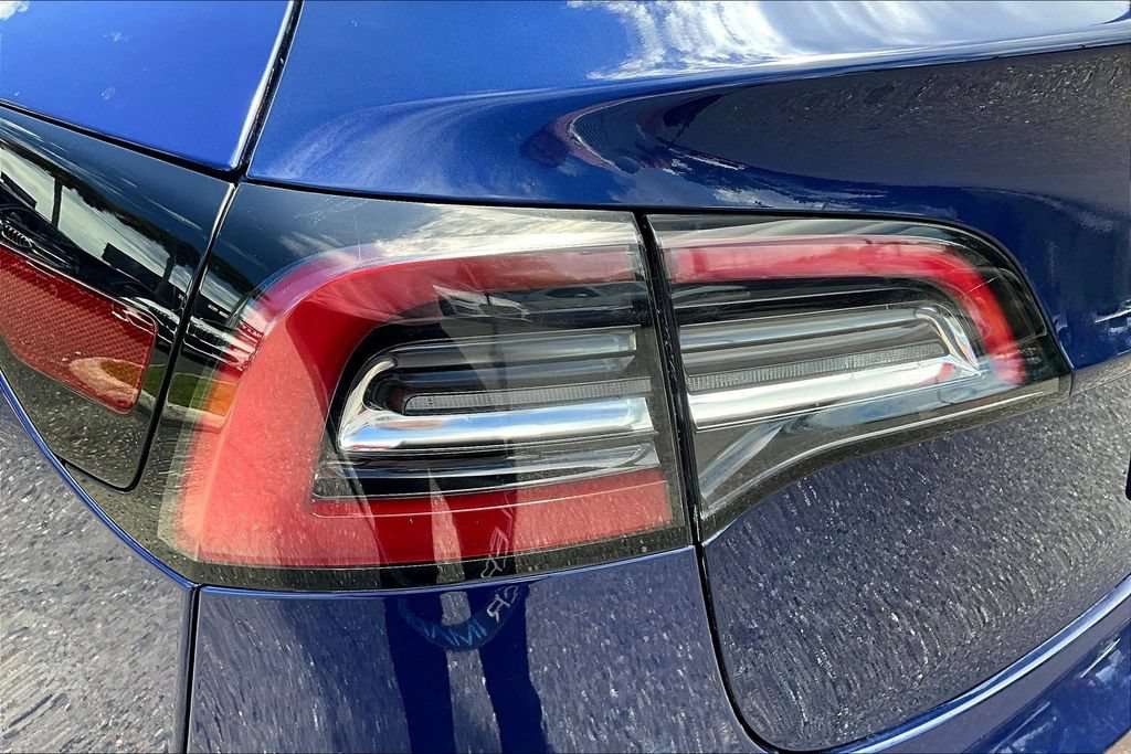 Used 2023 Tesla Model 3 Standard Range RWD image 21
