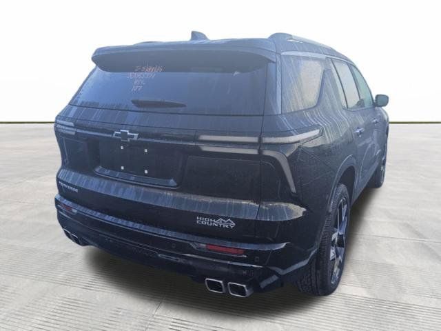Used 2025 Chevrolet Traverse High Country FWD image 8