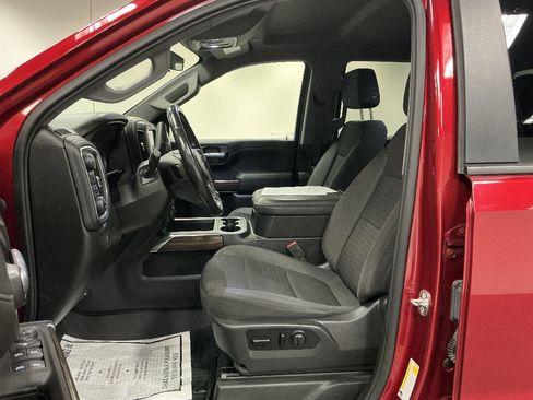 Used 2021 Chevrolet Silverado 1500 LT Trail Boss w/ Bed Protection Package image 8