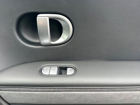 Used 2024 Hyundai Ioniq 5 Limited image 20