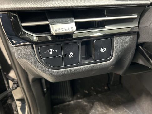 New 2026 Kia Sportage LX image 11