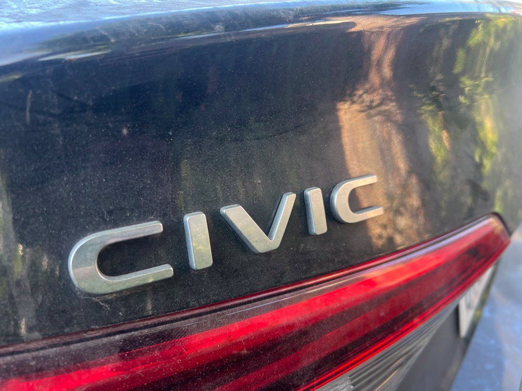 Used 2022 Honda Civic LX image 4