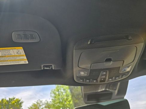 Used 2019 Lincoln Navigator L Reserve w/ Cargo Package AWD/4WD image 30
