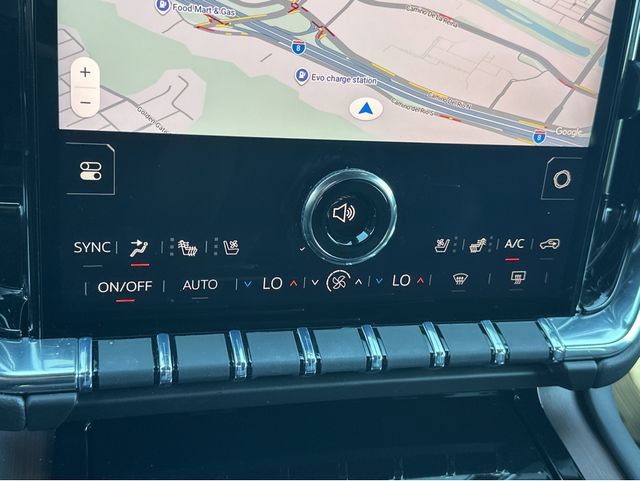 New 2026 GMC Yukon Denali w/ Sun & Power Step Package AWD/4WD image 28