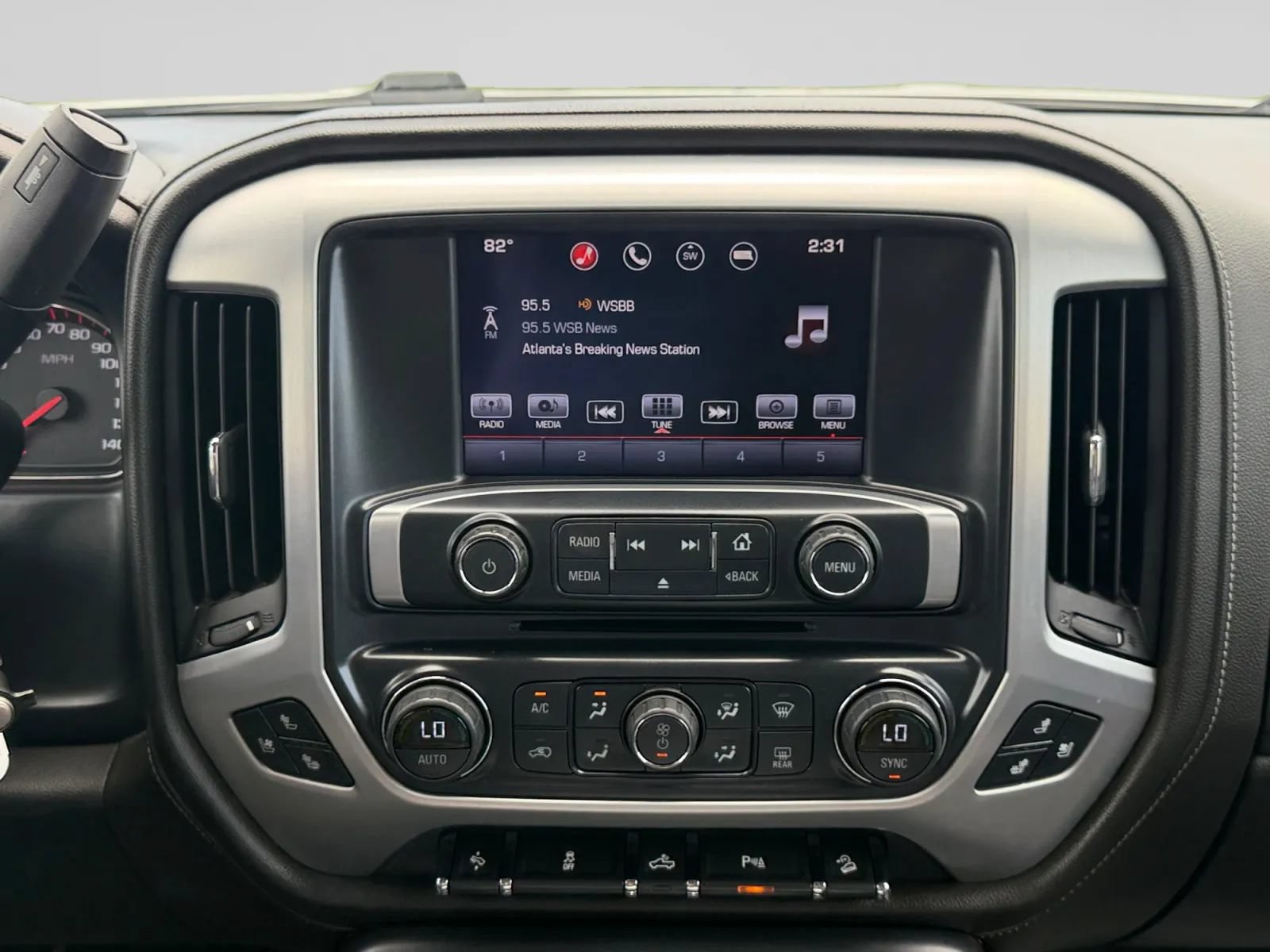 Used 2016 GMC Sierra 1500 SLT w/ SLT Premium Package AWD/4WD image 19