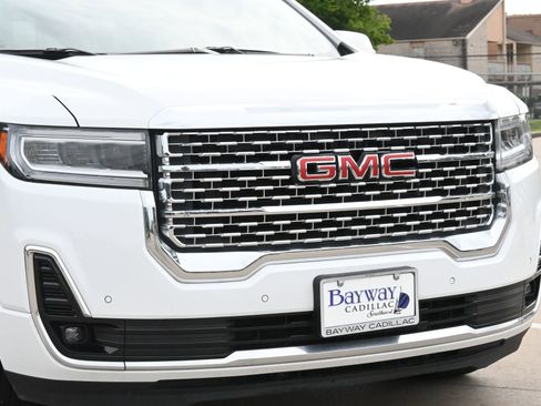 Used 2023 GMC Acadia Denali AWD/4WD image 30