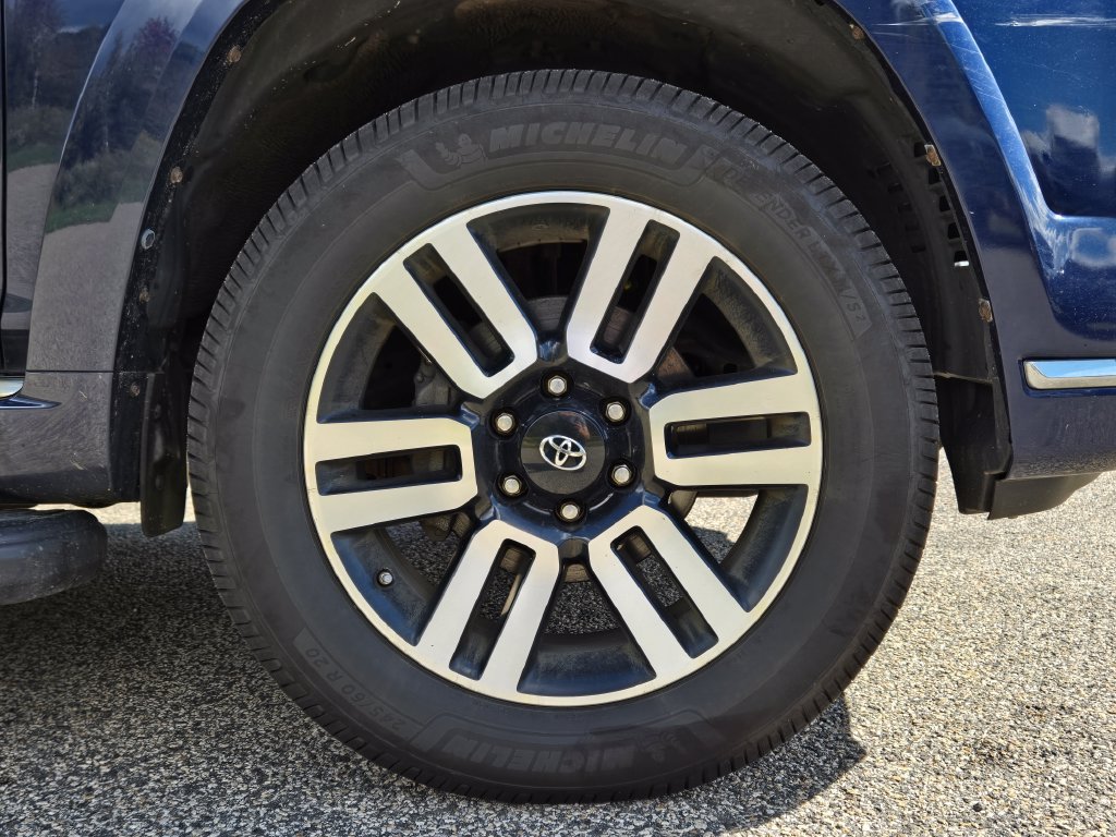 Used 2016 Toyota 4Runner Limited AWD/4WD image 10