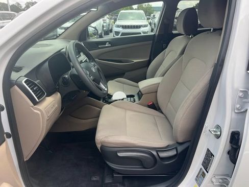 Used 2019 Hyundai Tucson SE w/ Cargo Package FWD image 7