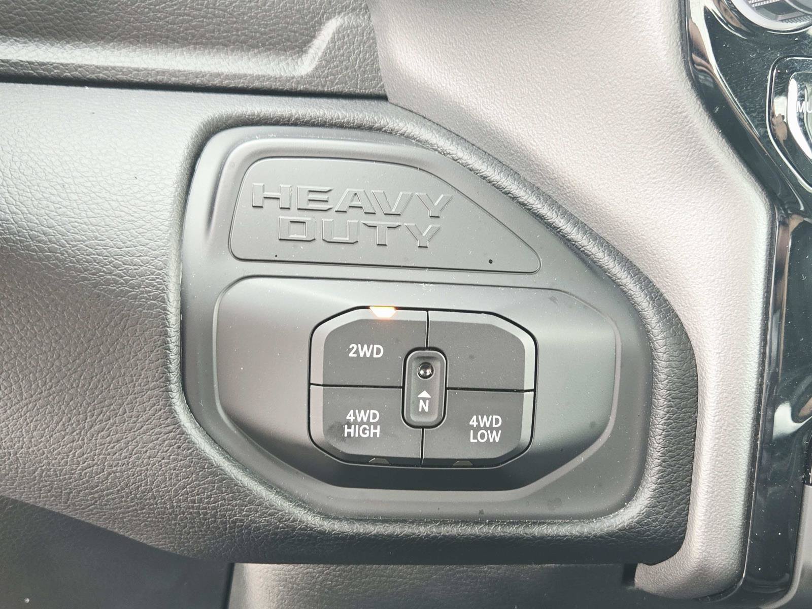 Used 2026 RAM 2500 Big Horn AWD/4WD image 32