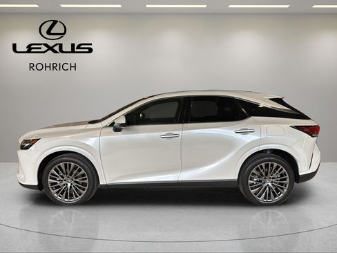 Used 2026 Lexus RX 450h AWD w/ Convenience Package image 9