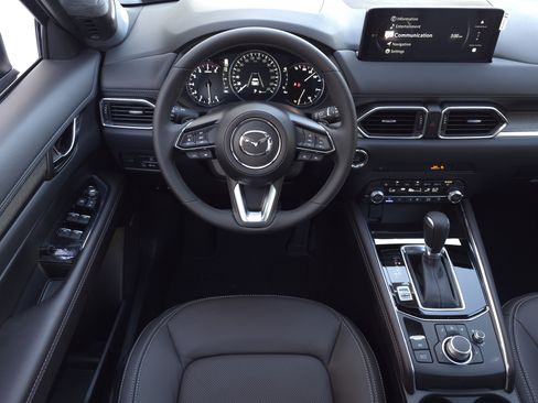 New 2025 MAZDA CX-5 Signature image 12