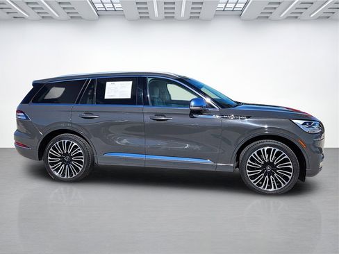 Used 2020 Lincoln Aviator Black Label w/ Dynamic Handling Package image 4