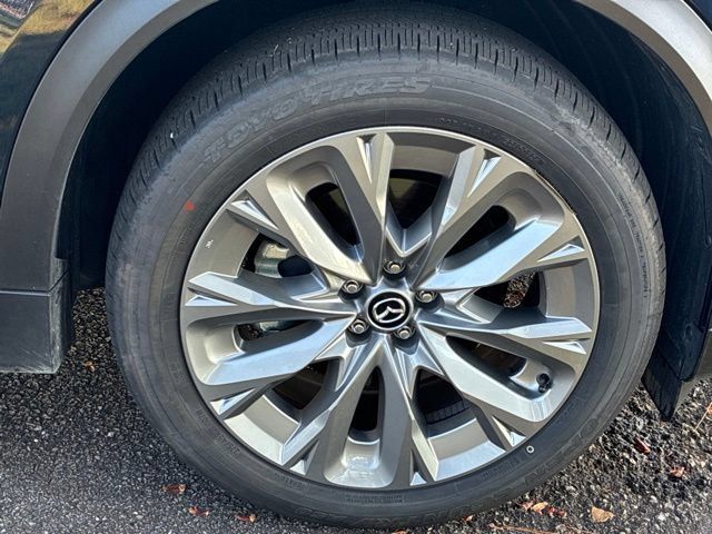 Used 2026 MAZDA CX-90 3.3 Turbo w/ Preferred Package AWD/4WD image 16