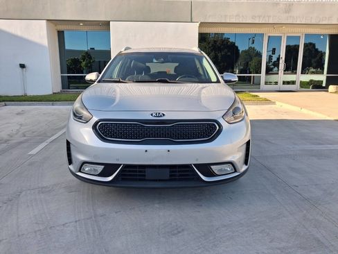 Used 2018 Kia Niro Touring w/ Paint Protection Package image 3