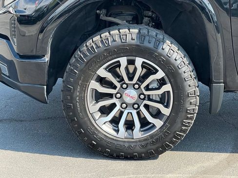 Certified 2023 GMC Sierra 1500 AT4 w/ Technology Package AWD/4WD image 14