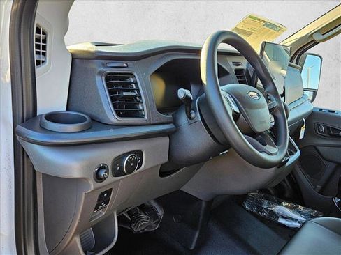 New 2026 Ford Transit 250 148 Medium Roof image 3