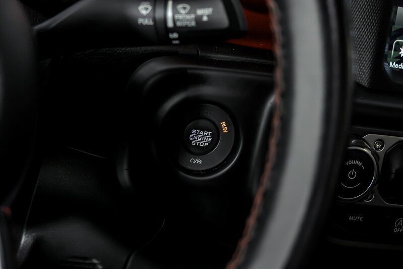 Used 2020 Jeep Gladiator Rubicon AWD/4WD image 24