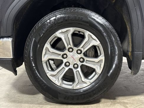 Used 2025 GMC Sierra 1500 SLT AWD/4WD image 27