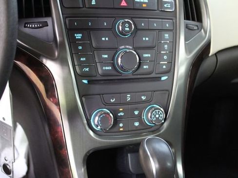 Used 2014 Buick Verano FWD image 20