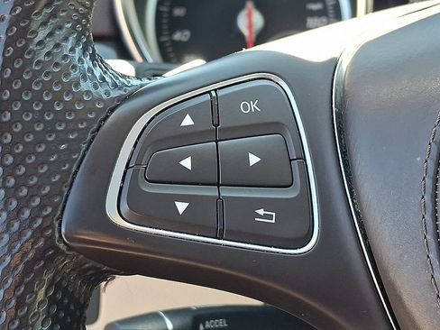 Used 2019 Mercedes-Benz GLS 450 4MATIC image 24