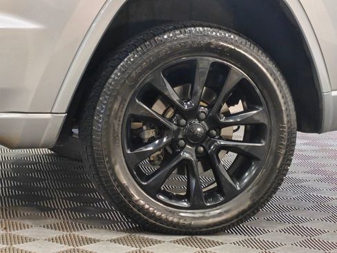 Used 2021 Jeep Grand Cherokee Laredo X AWD/4WD image 59