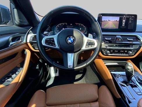Used 2023 BMW 540i w/ M Sport Package RWD image 6
