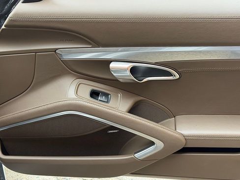 Used 2013 Porsche 911 Carrera S image 25