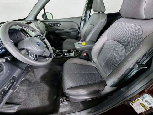 Used 2026 Subaru Forester Premium AWD/4WD image 2