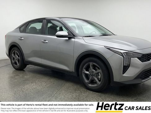 Used 2025 Kia K4 FWD image 1